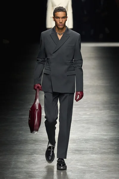Look 2